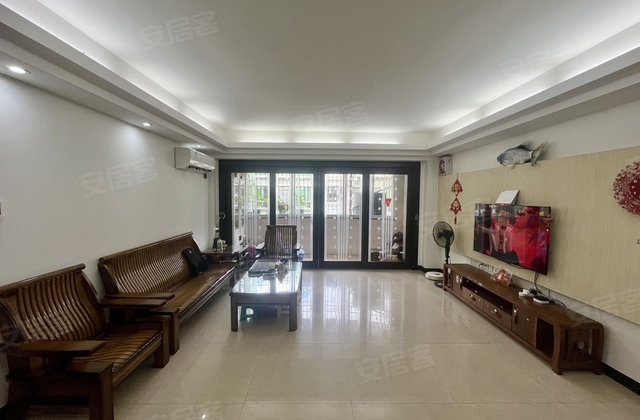 世贸花园东区3室2厅125.28㎡109万二手房图片