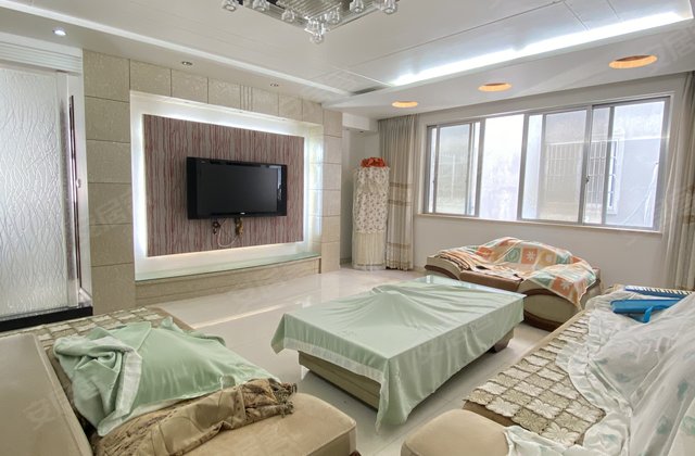 柳港花园4室2厅180㎡120万二手房图片