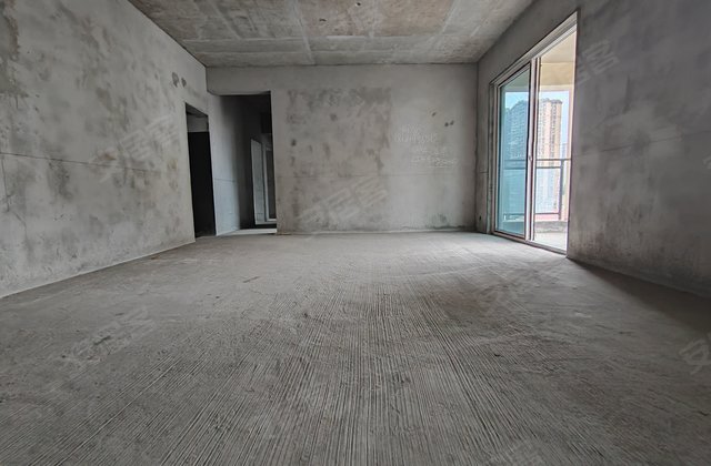 月映东方4室2厅135㎡60.6万二手房图片