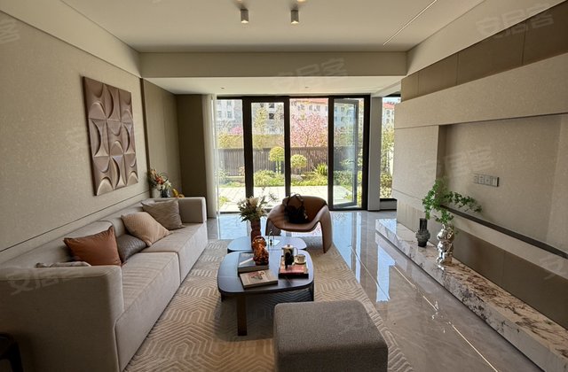 兴业海天新贵3室2厅126㎡88.9万二手房图片