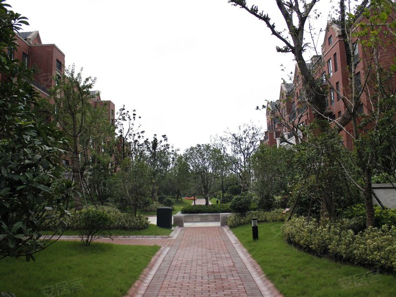 新城金郡(二期南区商住楼) 