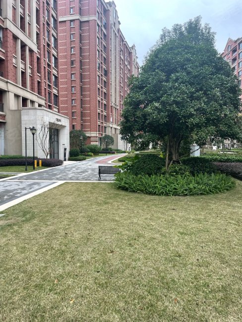 阳光城哈罗小镇