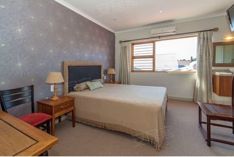 南非约¥286万Stunning 7 Bedroom Guest House in Cape Town二手房公寓图片