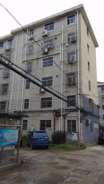 良友房产惠丰园 