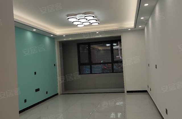 东方新天地B区2室2厅95㎡39万二手房图片