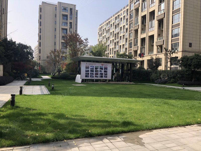 富力西溪悦居溪区