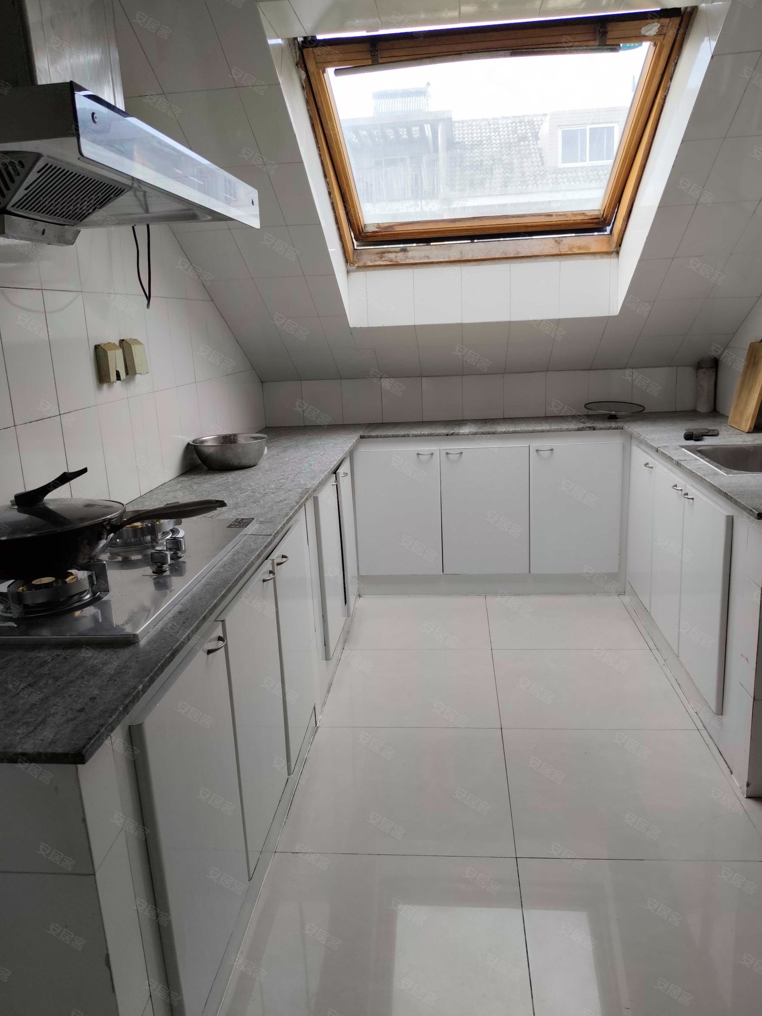 杏林山庄二期2室1厅1卫51.92㎡南北33万