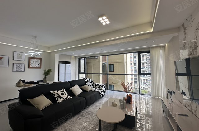 南岳府4室2厅107㎡57.6万二手房图片