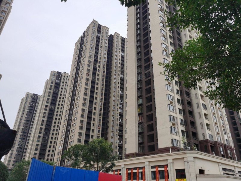 罗宾森广场尚城华府