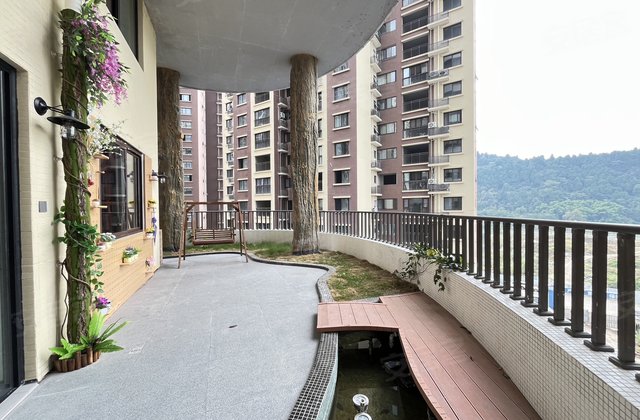 云辰国际3室2厅110㎡70万二手房图片