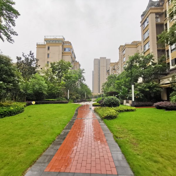 融创春晖十里雍和府