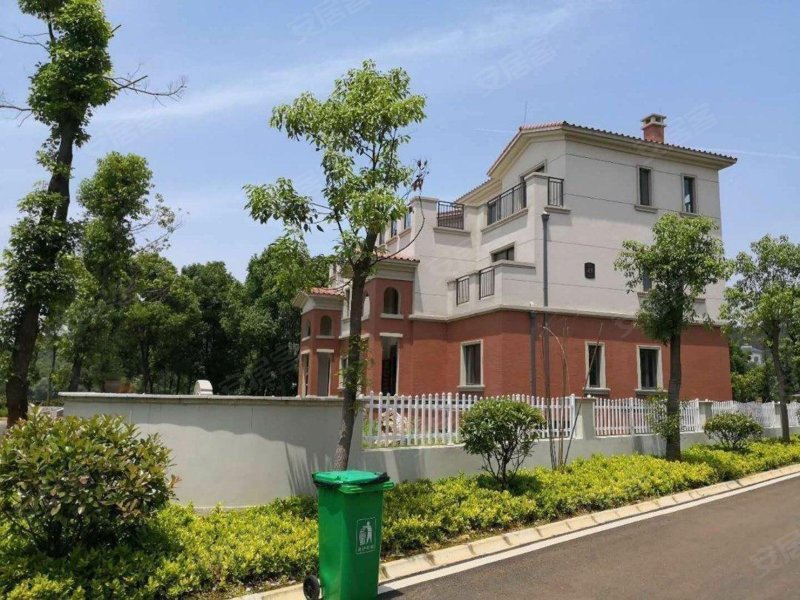 汤逊湖山庄(别墅)