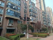 兴业路地铁口 银泰御华园自带商业高品质小区 生活    齐全