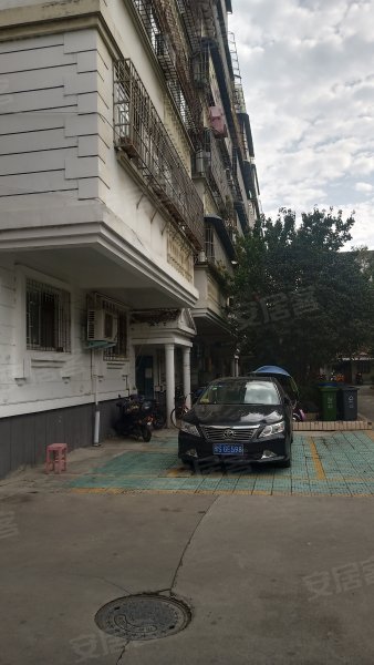 白果树商住小区