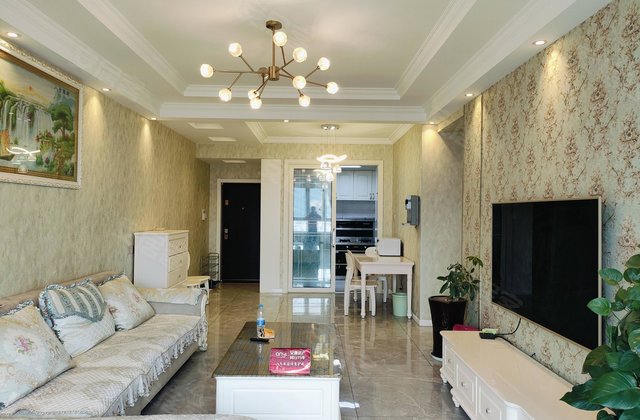 华芝中央铭城3室2厅131.68㎡93.8万二手房图片