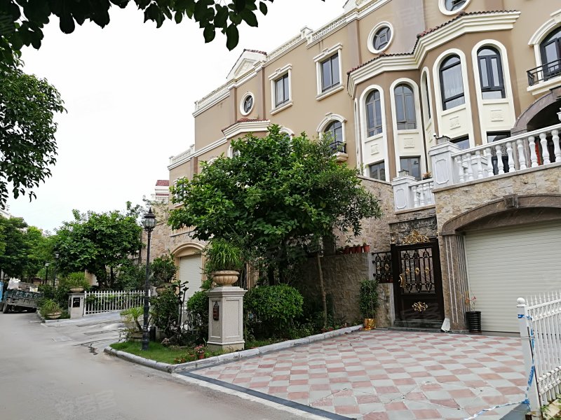 保利山渐青(别墅)