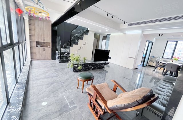 珠江东方明珠(三期)4室2厅104.45㎡85万二手房图片