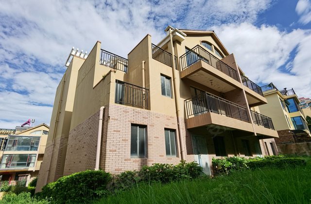 昆华苑浅山逸城别墅