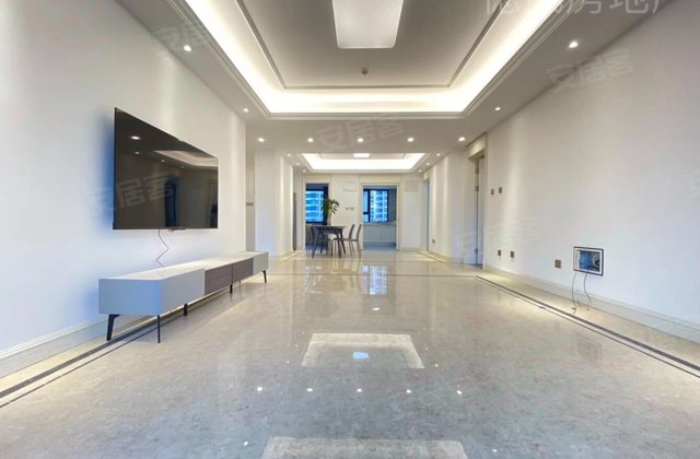 万科翡翠大道4室2厅143.54㎡138万二手房图片