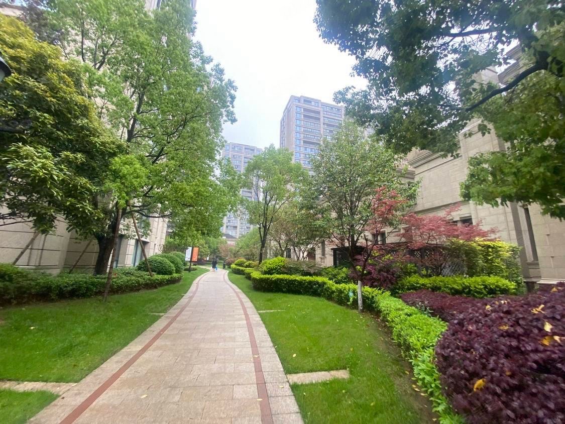 台州中央花园2室2厅1卫100㎡南240万