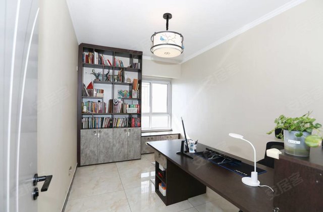 公园天下4室2厅150㎡80万二手房图片