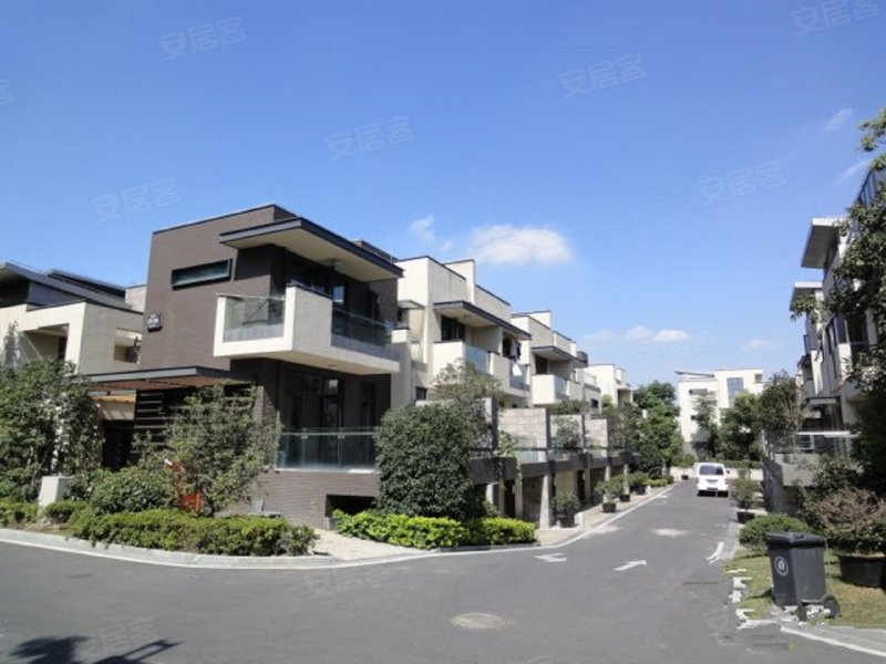 中大九里德(二三期别墅)