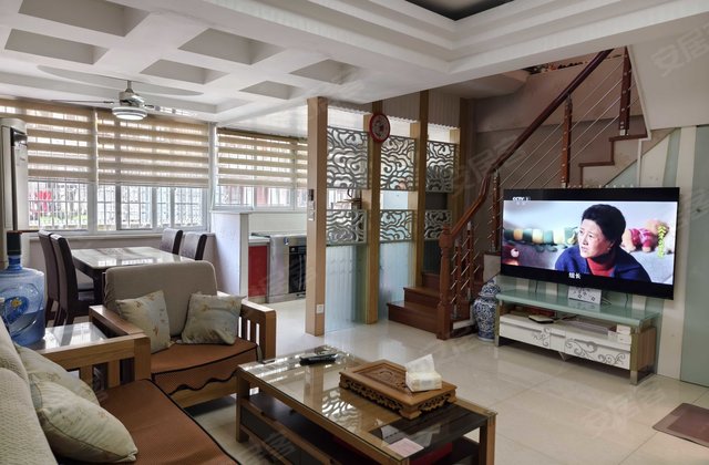 人民路41-132号小区4室2厅106㎡95万二手房图片