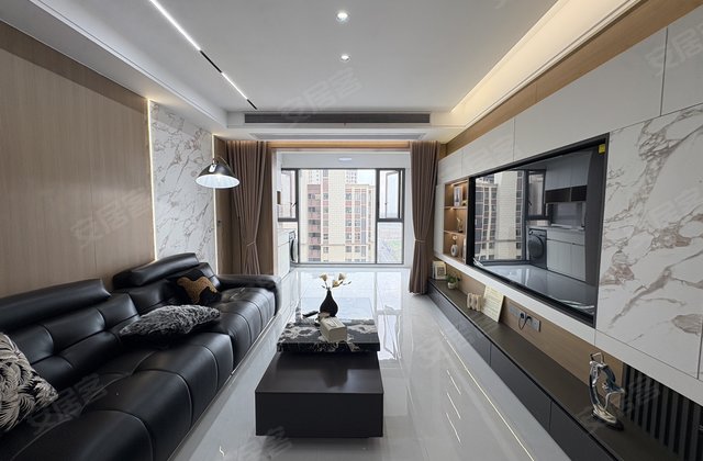 春天嘉苑(二期)3室2厅130㎡56.8万二手房图片