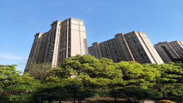 4室2厅 275万 164平, 绿地21新城二手房, 4室2厅2卫, 275万元 - 昆山