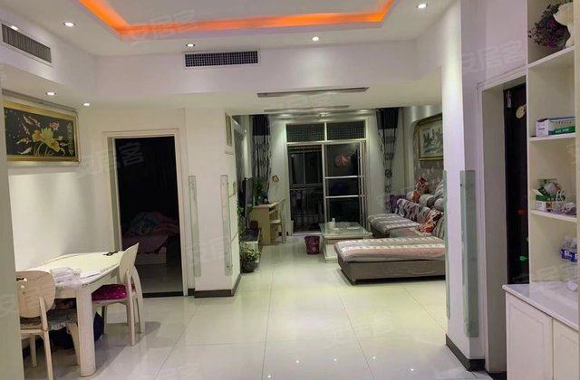 黎水天城3室2厅 满5   
带地下室高性价比