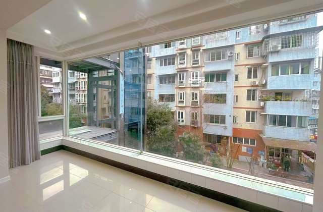 星桥街东段162号院4室3厅168㎡49.8万二手房图片