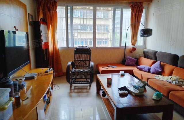 威清路119号小区3室2厅128.37㎡72.8万二手房图片