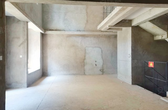 中交中央公园香榭雅墅3室2厅274㎡180万二手房图片