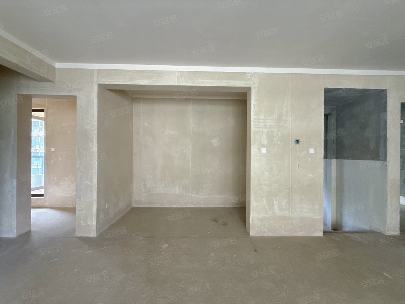 德信金成观澜大院4室2厅2卫108㎡南北55万