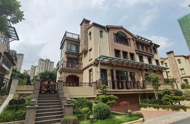 中信凯旋城别墅