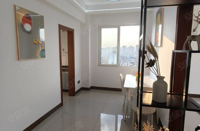 世纪经典4室2厅136.54㎡50.8万二手房图片