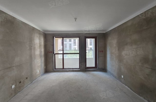 华阳润阳国际3室1厅110.4㎡50万二手房图片