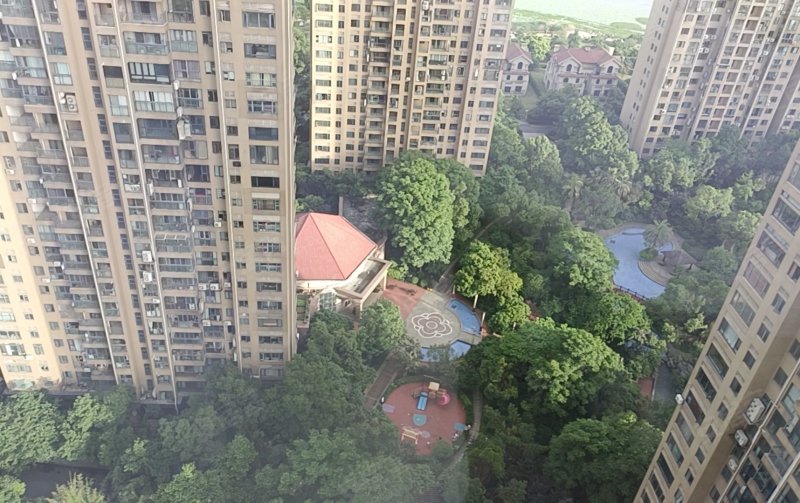 武汉房产网>武汉二手房>洪山二手房>新南湖二手房>南湖半岛>800_503