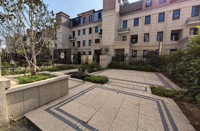 香城孔望书苑4室3厅156㎡171万二手房图片