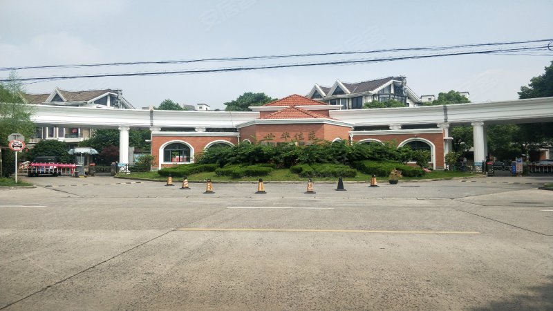 世华佳苑(公寓住宅)