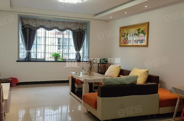 金海公寓3室2厅133.81㎡35.8万二手房图片