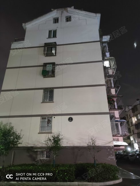 二楼 套型很好 朝南大客厅 南北通透采光好 房东直卖 ,富丽花园二手房