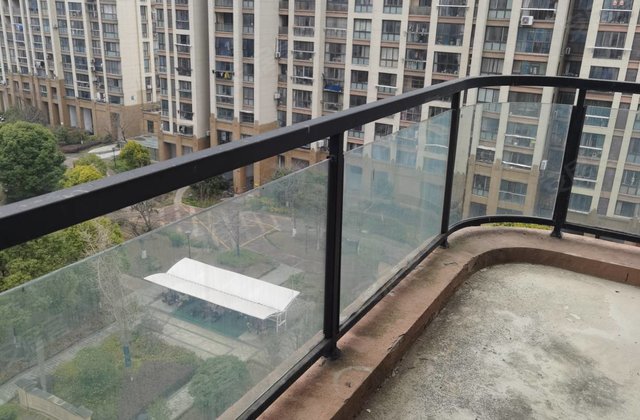 水绘绿源4室2厅170㎡98万二手房图片