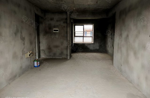 雍和府3室2厅114.31㎡54万二手房图片