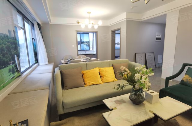 鸿翔凤语江南3室2厅116㎡76万二手房图片