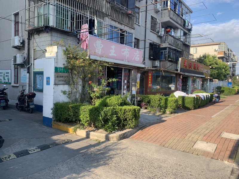 曹王社区158弄小区b区 