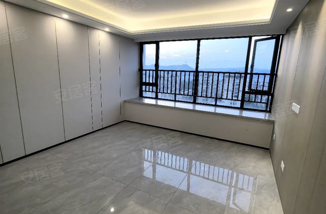 步阳江东华府3室2厅106㎡109万二手房图片