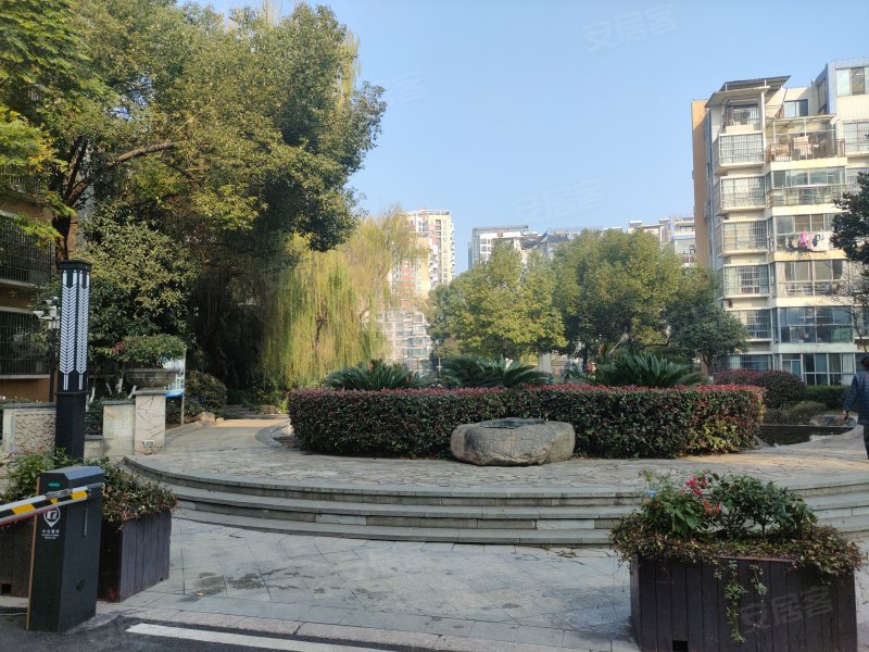 香江生态丽景a区