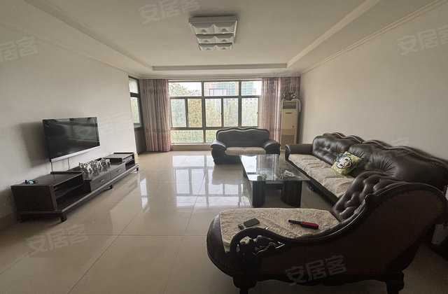 滨城区教育局小区4室2厅204㎡175万二手房图片