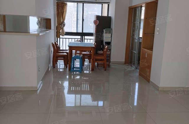 星洲东湖花苑3室2厅132㎡126万二手房图片